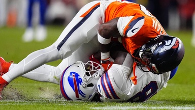 Broncos schaffen Crazy-Interception